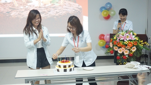 富軒員工生日會，歡樂溫暖時光！
