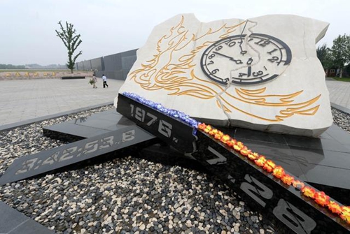 唐山大地震40周年祭：23秒，40年，一座城。