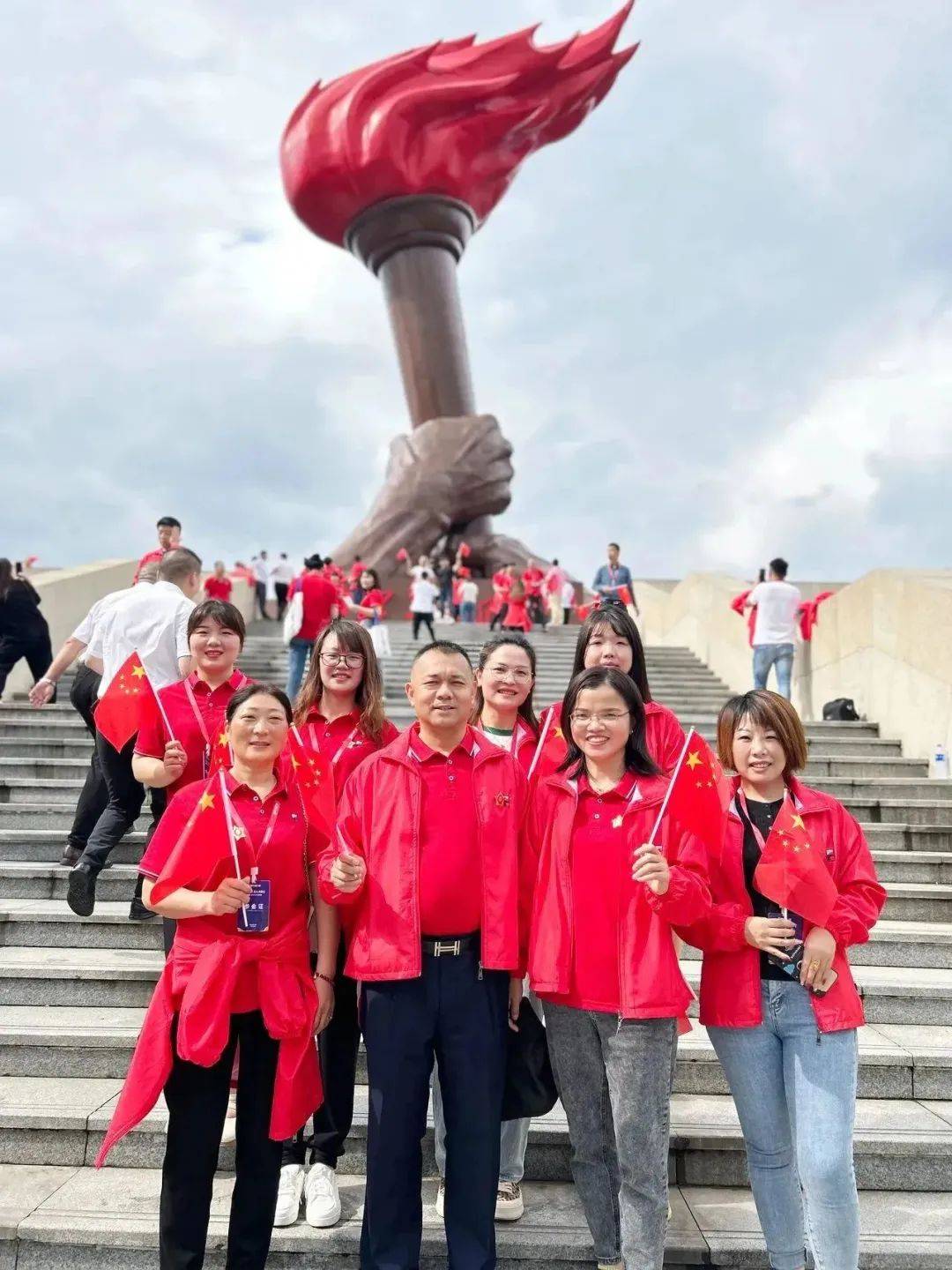 聚勢(shì)燎原 再戰(zhàn)新征程 | 2023富軒全屋門窗年中營(yíng)銷峰會(huì)圓滿收官！ 