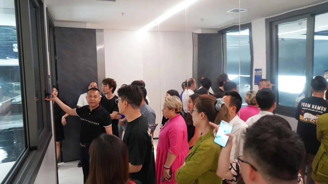 富軒全屋門窗案例征集暨廣東電視臺(tái)《設(shè)計(jì)前沿》欄目啟動(dòng)會(huì)